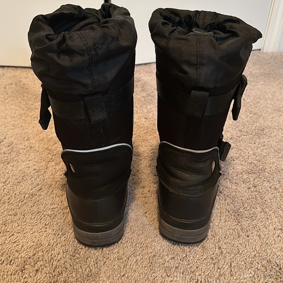 Women’s snow boots - Picture 3 of 9